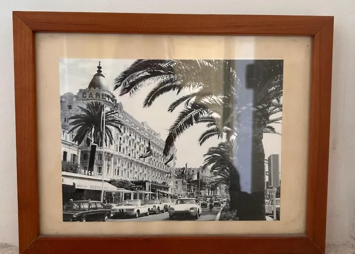 Joli 2 Pieces Au Coeur De ! Cannes